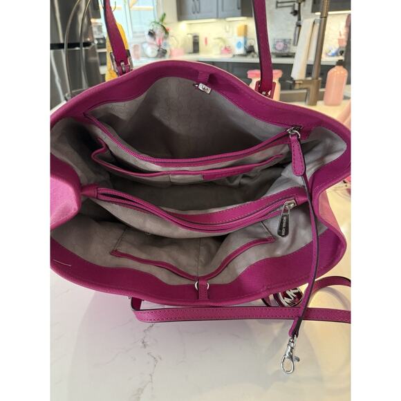 Michael Kors Dark PINK Large Jet Set Tote with Matching Wallet - Picture 3 of 16